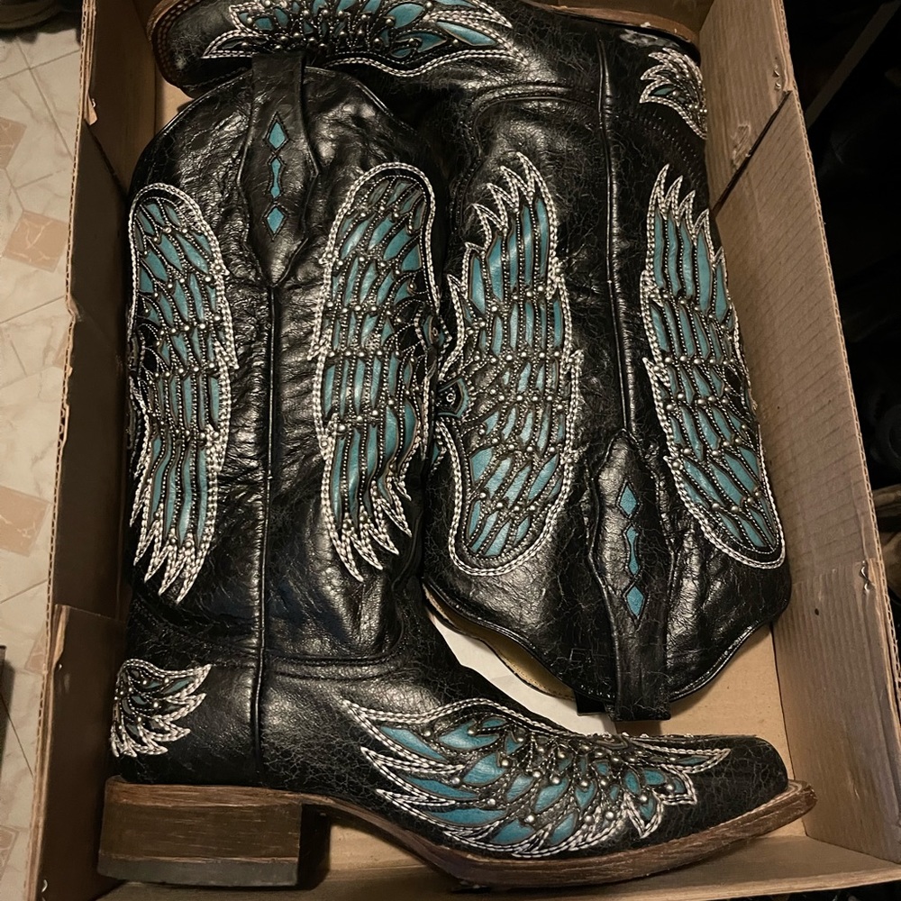 Women’s western corral boots